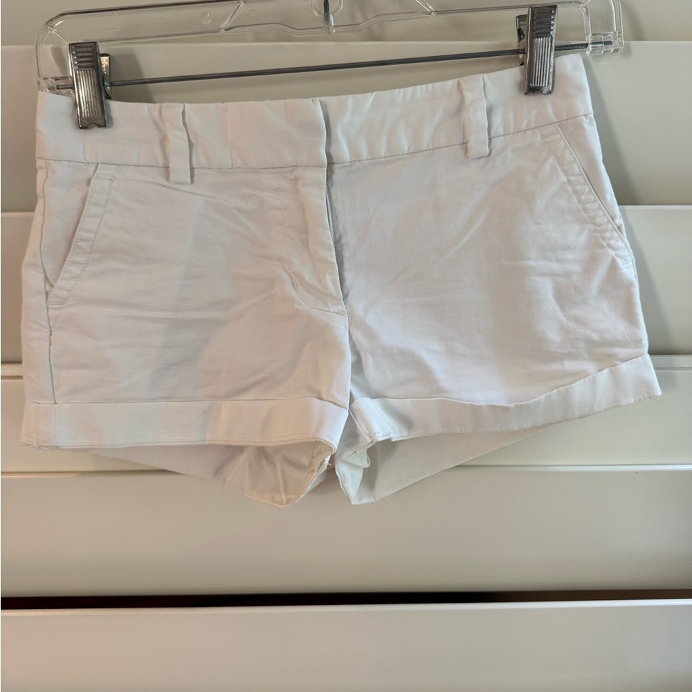 Vineyard Vines Girls’ White Shorts
